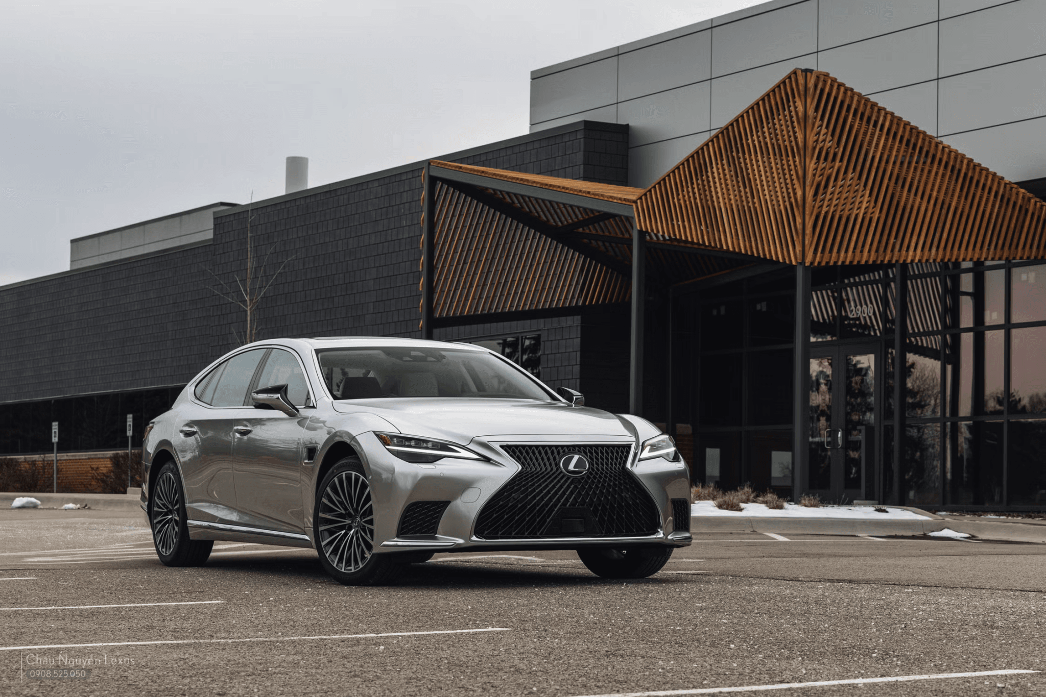 Đánh giá chi tiết xe Lexus LS 500h 2026