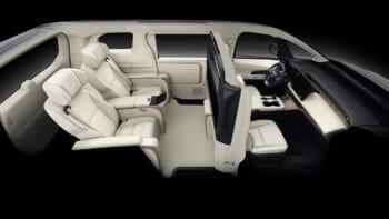 Lexus LM 500h VIP 4 chỗ - Ảnh 21