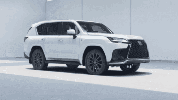 Giá bán Lexus LX 600 F Sport 2026 Utra Luxury - Màu trắng white Pearl 083 - Lexus Trung Tâm Sài Gòn