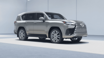 Giá bán Lexus LX 600 VIP 2026 Utra Luxury - Màu Bạc Sonic Titanium 1J7 - Lexus Trung Tâm Sài Gòn