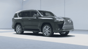 Giá bán Lexus LX 600 VIP 2026 Utra Luxury - Màu xanh rêu Khaki Green 6X4- Lexus Trung Tâm Sài Gòn