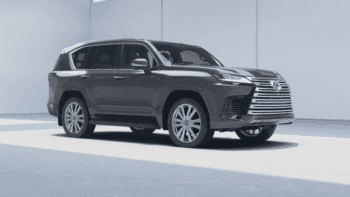 Giá bán Lexus LX 600 VIP 2026 Utra Luxury - Màu Xám - Lexus Trung Tâm Sài Gòn