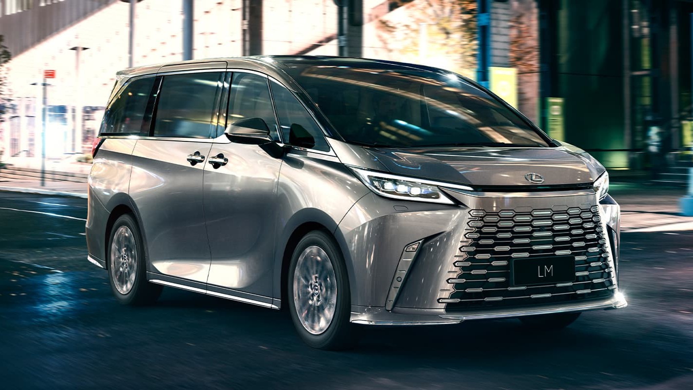 Giá xe Lexus LM 500h 6 chỗ và LM 500h VIP 4 ghế và thông số kỹ thuật