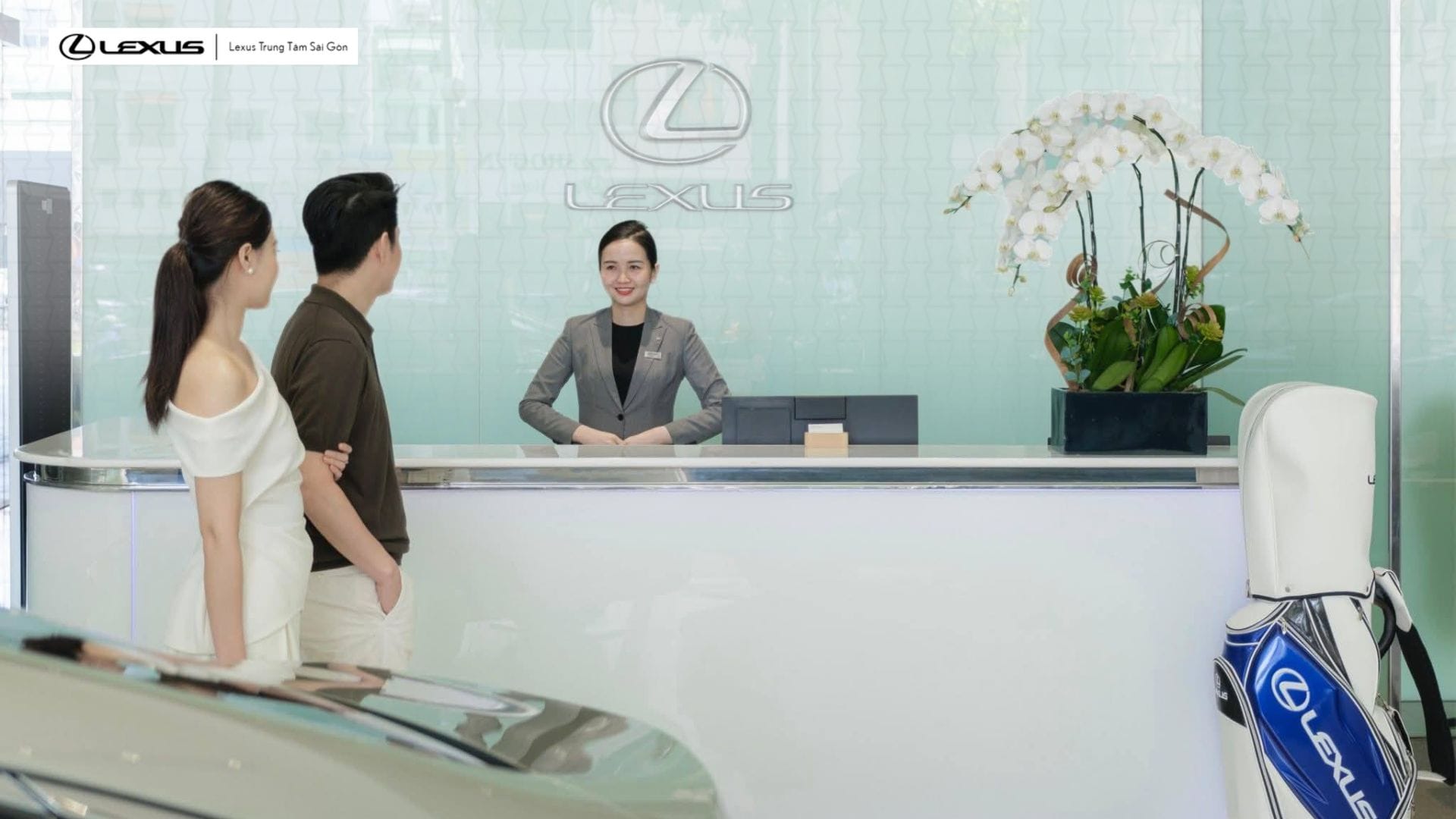 Lexus Trung Tâm Sài Gòn 105 Showroom Lexus Trung Tâm Sài Gòn - Lexus Central Saigon - Đại lý Lexus chính hãng tại HCM