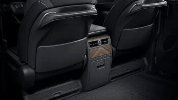 Lexus LM 500h 6 chỗ 30 Nội thất LM 500h 6 chỗ Màu Đen Black - Lexus Trung Tâm Sài Gòn