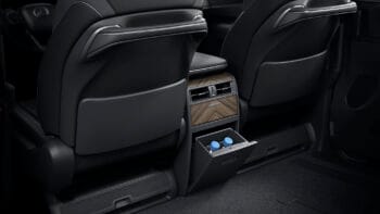 Lexus LM 500h 6 chỗ 31 Nội thất LM 500h 6 chỗ Màu Đen Black - Lexus Trung Tâm Sài Gòn