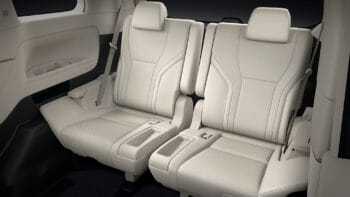 Lexus LM 500h 6 chỗ 35 Nội thất LM 500h 6 chỗ Màu trắng kem - Lexus Trung Tâm Sài Gòn