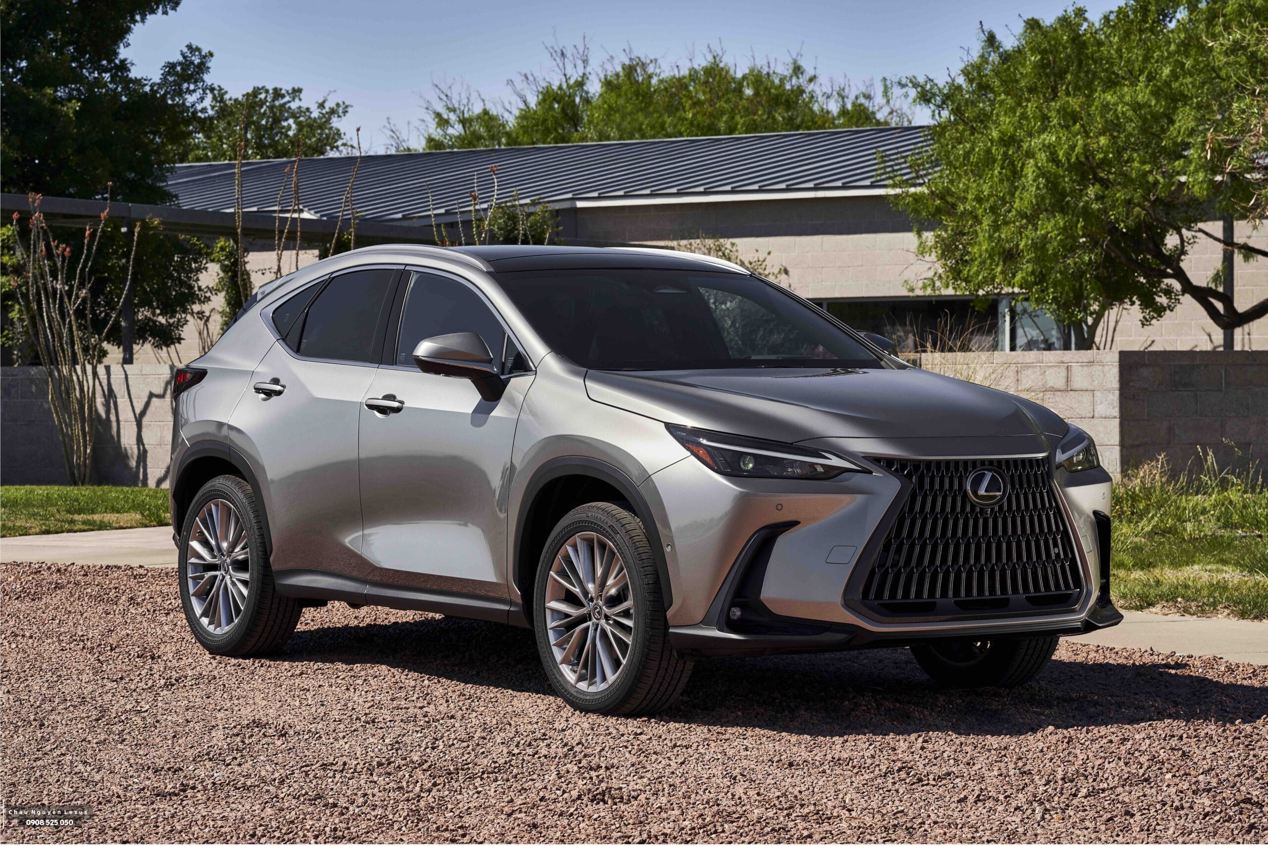 Lexus NX thế hệ thứ hai (mã nội bộ AZ20) được phát triển trên nền tảng khung gầm TNGA GA-K